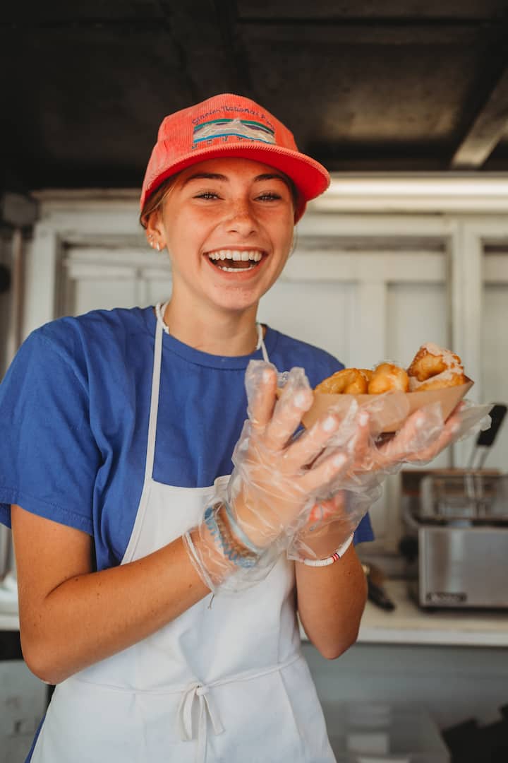 Zo'S Mini Donuts - Hot & Fresh