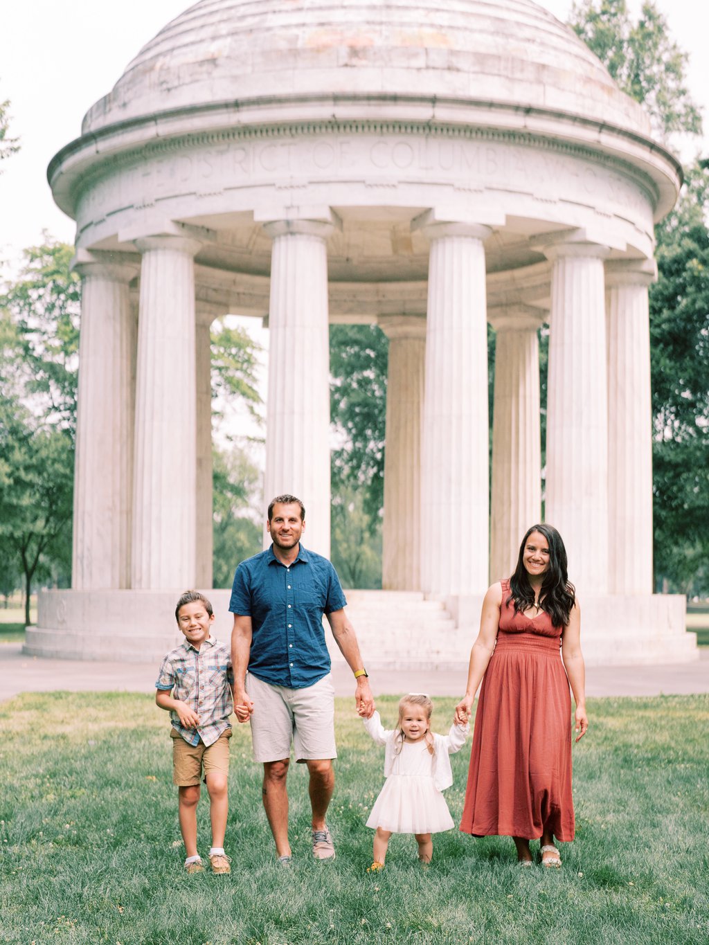 Ica in Washington DC: Proposal / Engagement Photography