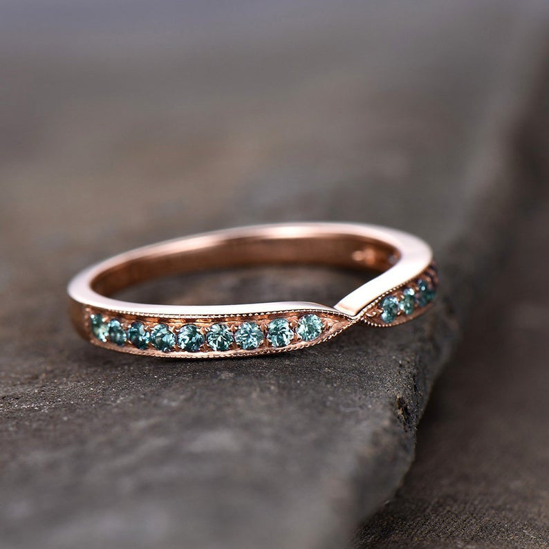 14K /18K Rose Gold Luxe V Antique Scroll Alexandrite Wedding band