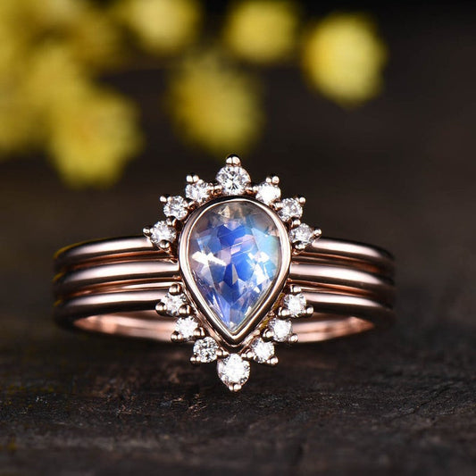14K/18K Gold Pear Shaped Vintage Rainbow Moonstone Engagement Ring Set