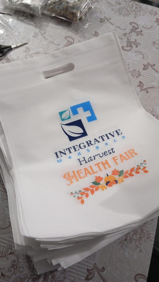 100 pieces, non woven bags, D cut bags, custom logo DTF Printed, business logo, custom text, event organisers, personalized