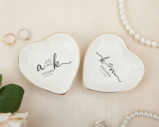 Personalized Engagement Ring Dish Wedding Gift For Bride, Custom Jewelry Tray with Name, Ceramic Trinket Tray, Engagement Gift, Bridal Gifts