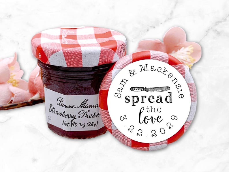 Jam Favor Labels - Mini Stickers for Wedding or Party - 1.5 inch Spread the Love, mini jam jar tags for guest gifts, bulk preserves favors