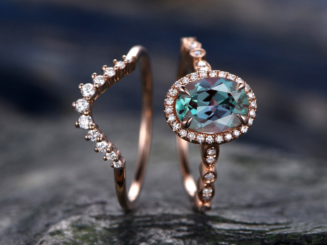 2pcs Alexandrite Bridal Set Color Change Alexandrite Engagement Ring Set Rose Gold Marquise Diamond Halo Moissanite Crown Wedding Ring Band