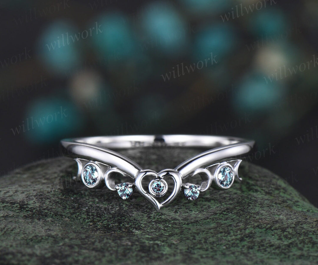 Heart Moon Bezel Alexandrite Wedding Band Solid 14k White Gold Vintage Stacking Wedding Ring Women Unique Anniversary Bridal Ring Gift