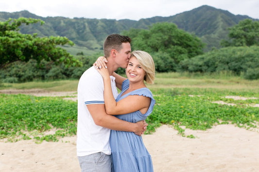 Laura in Honolulu: Proposal / Engagement Photography
