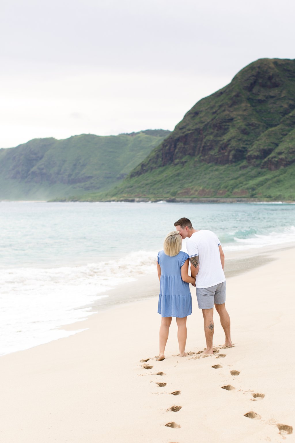 Laura in Honolulu: Proposal / Engagement Photography