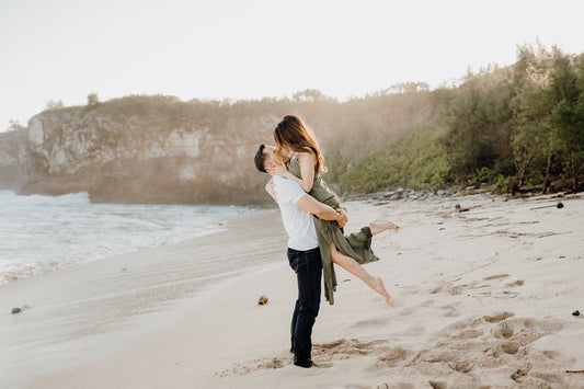 Lauren in Maui: Proposal / Engagement Photography