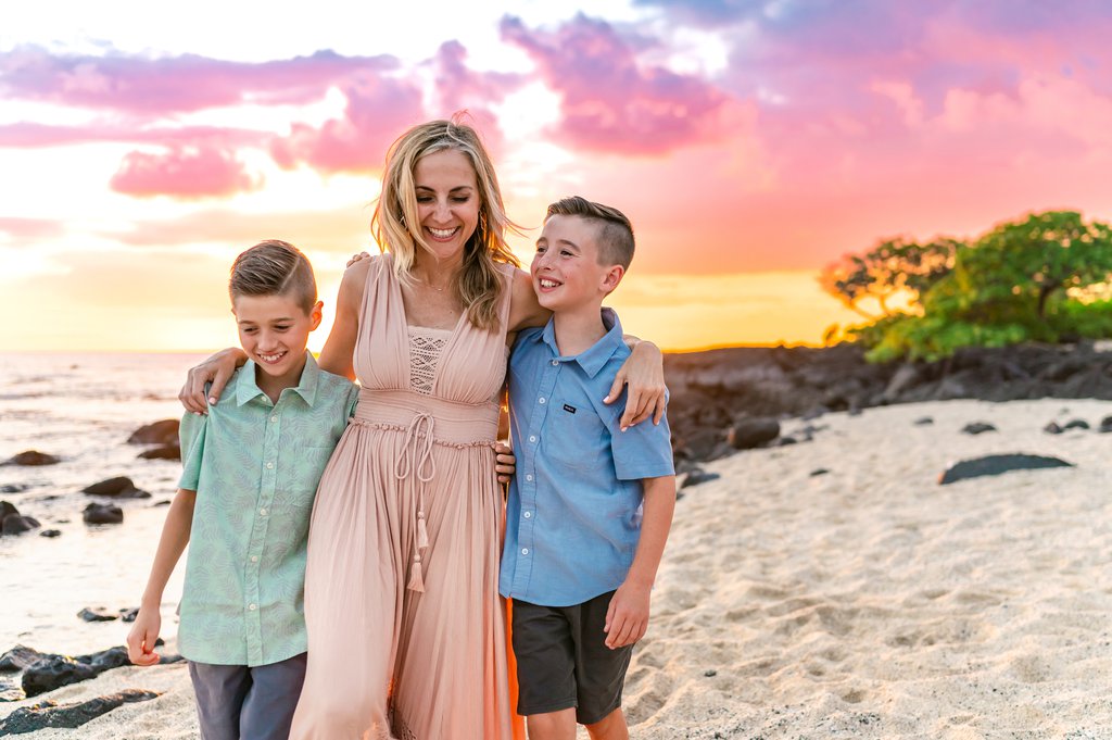 Marissa and Rui in Kona: Proposal / Engagement Photography