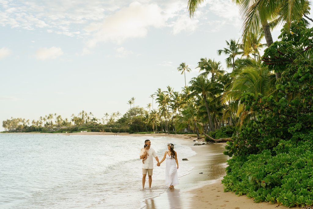 Honolulu: Proposal / Engagement Photography