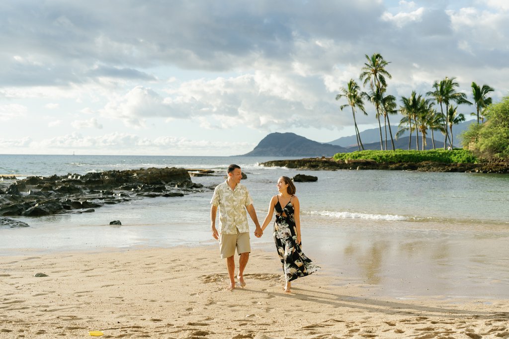 Honolulu: Proposal / Engagement Photography
