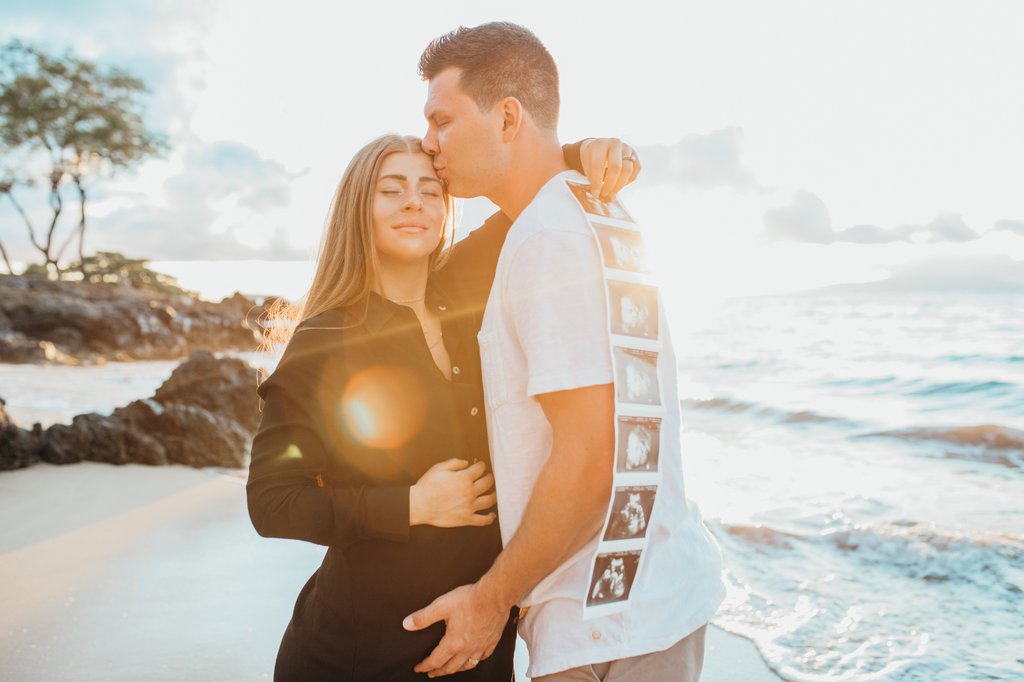 Nicole in Maui: Proposal / Engagement Photography