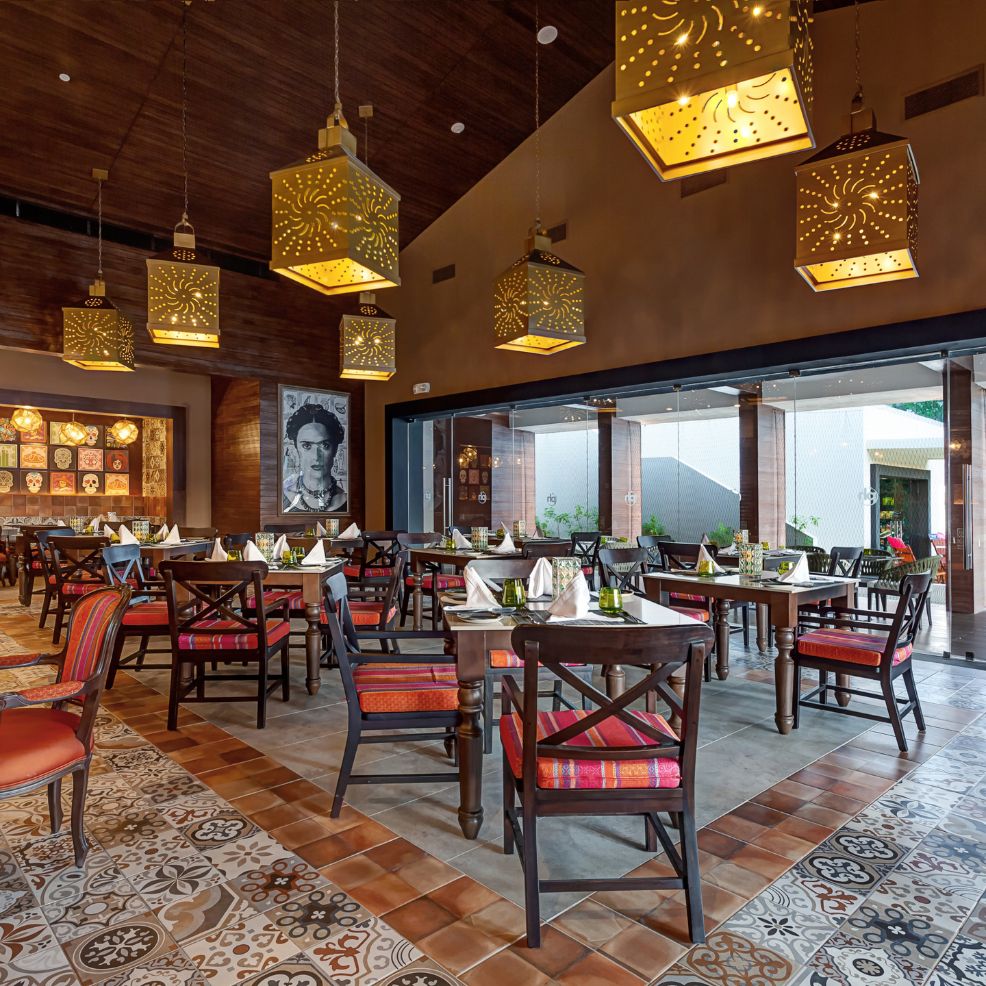 Planet Hollywood Costa Rica Destination Wedding Package