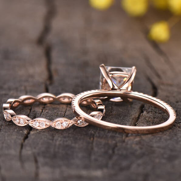 2 Carat Princess Cut Moissanite Engagement Ring Set Rose Gold Accent Diamond