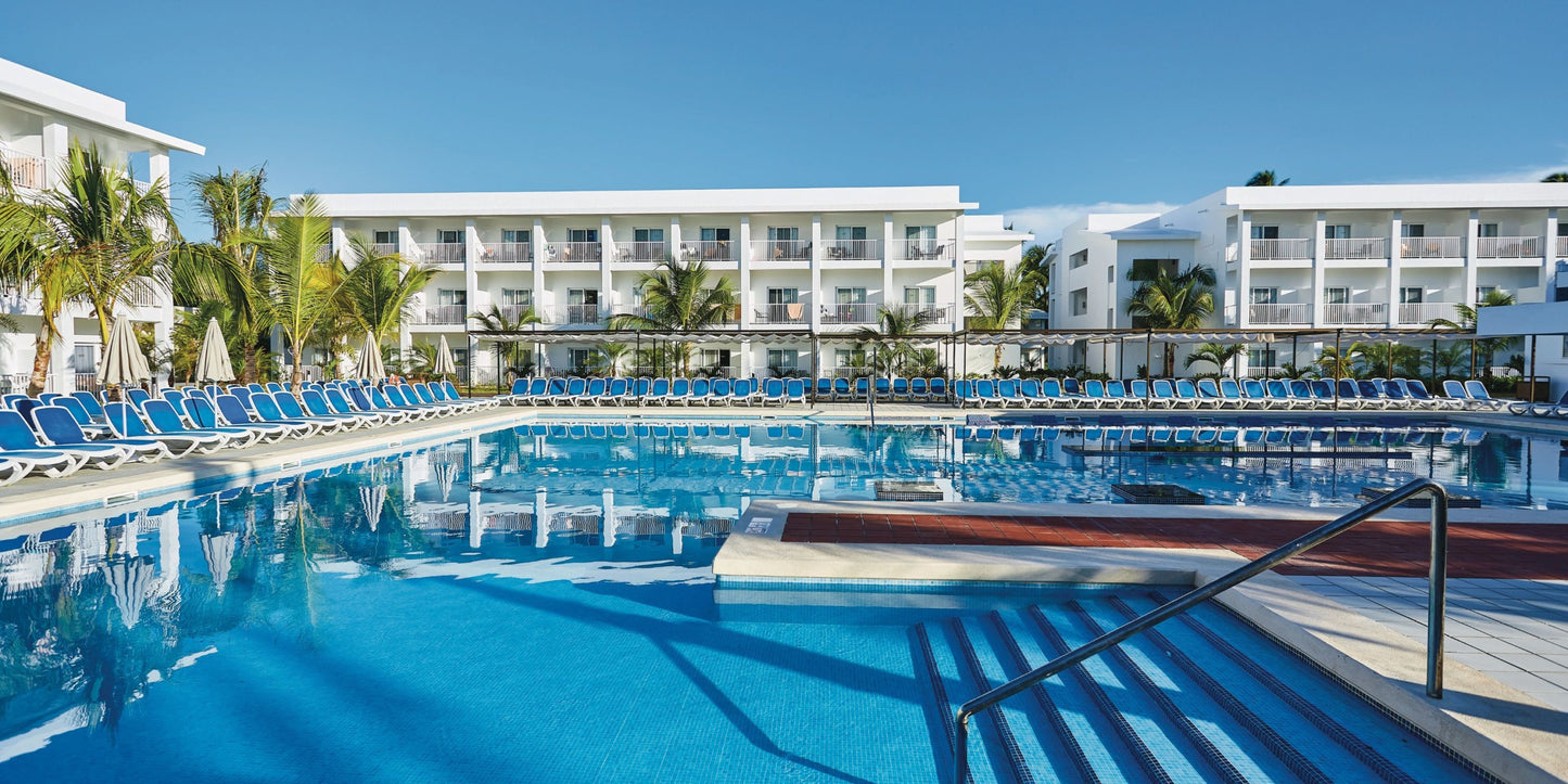 Hotel Riu Bambu Destination Wedding Package