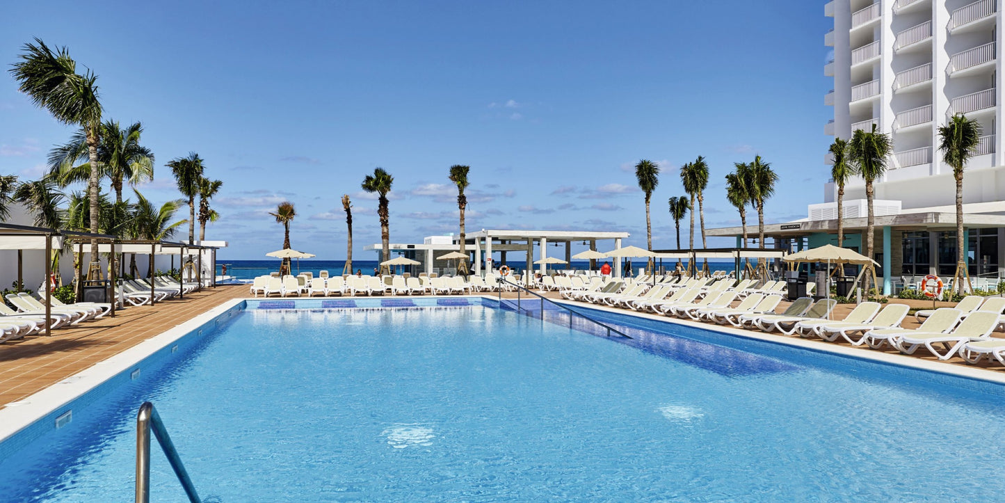 Hotel Riu Palace Paradise Island Destination Wedding Package