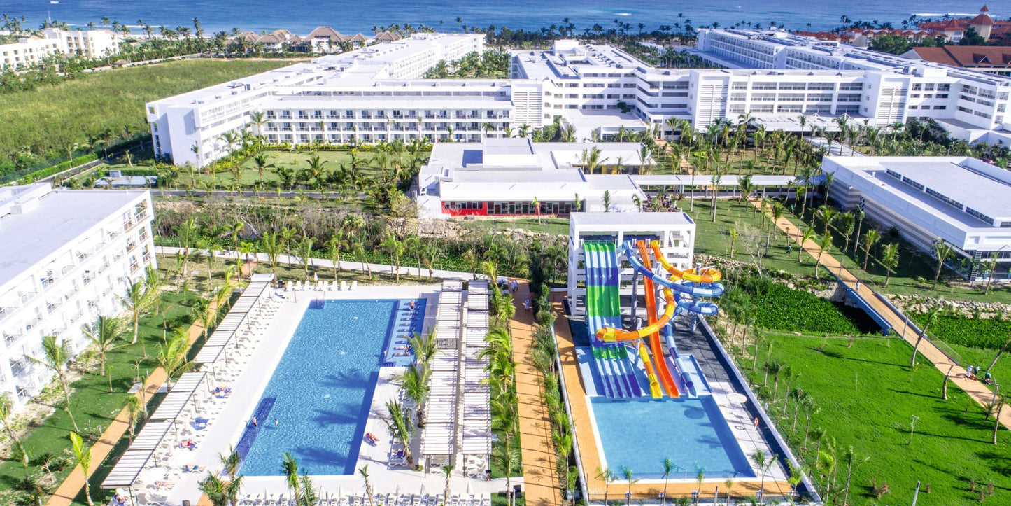 Hotel Riu Republica Destination Wedding Package