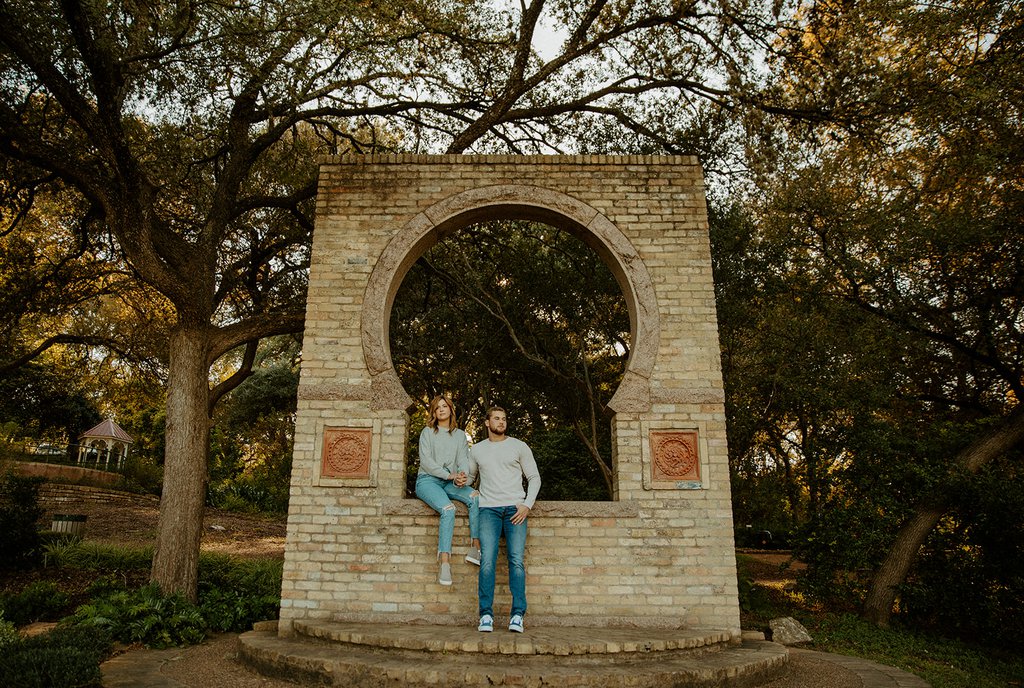 Robyn in Austin: Proposal / Engagement Photography