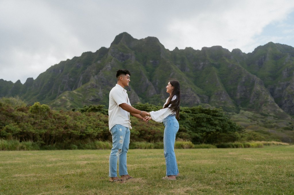 Honolulu: Proposal / Engagement Photography