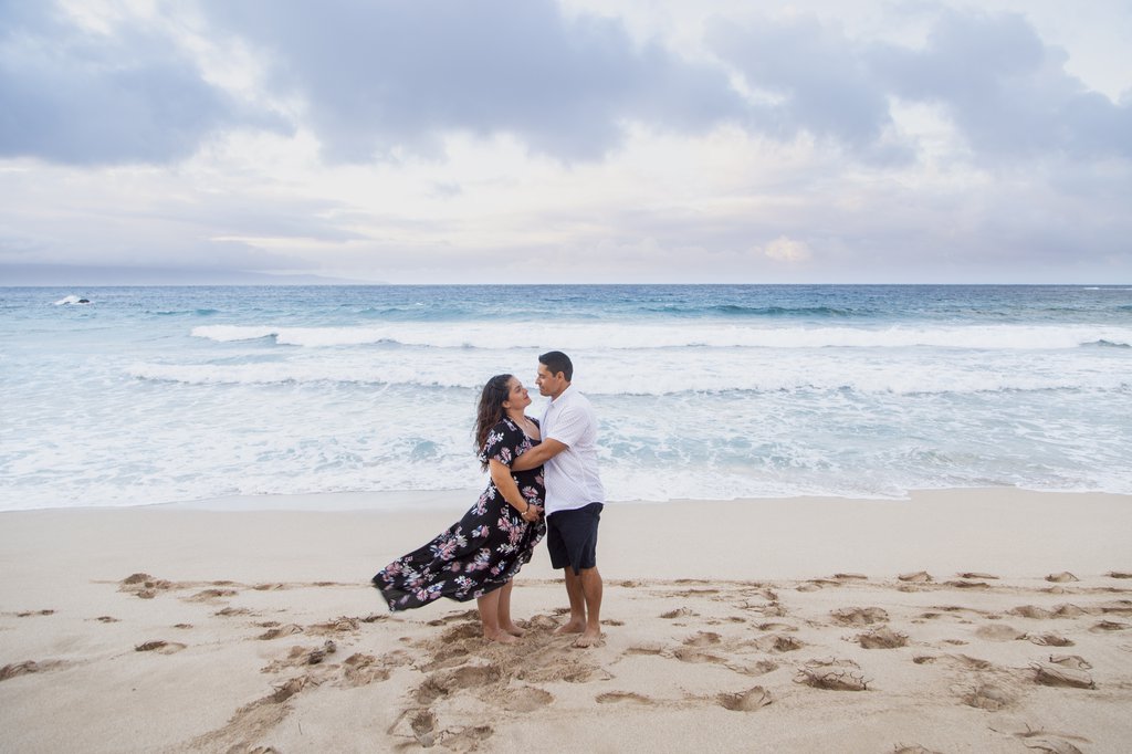 Vicky in Maui: Proposal / Engagement Photography