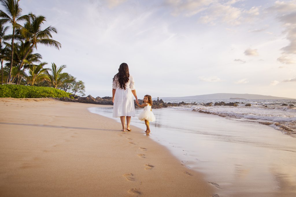 Vicky in Maui: Proposal / Engagement Photography