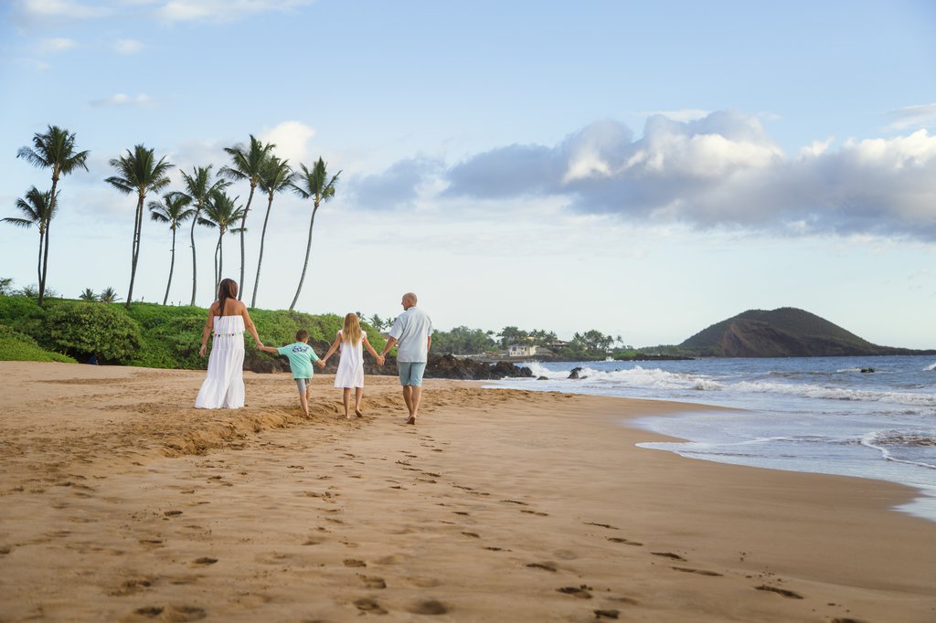 Vicky in Maui: Proposal / Engagement Photography