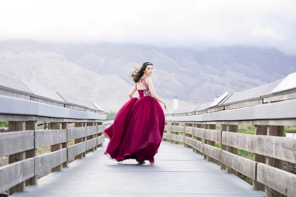 Vicky in Maui: Proposal / Engagement Photography