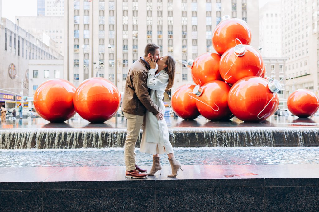 Viktoriia in New York City: Proposal / Engagement Photography