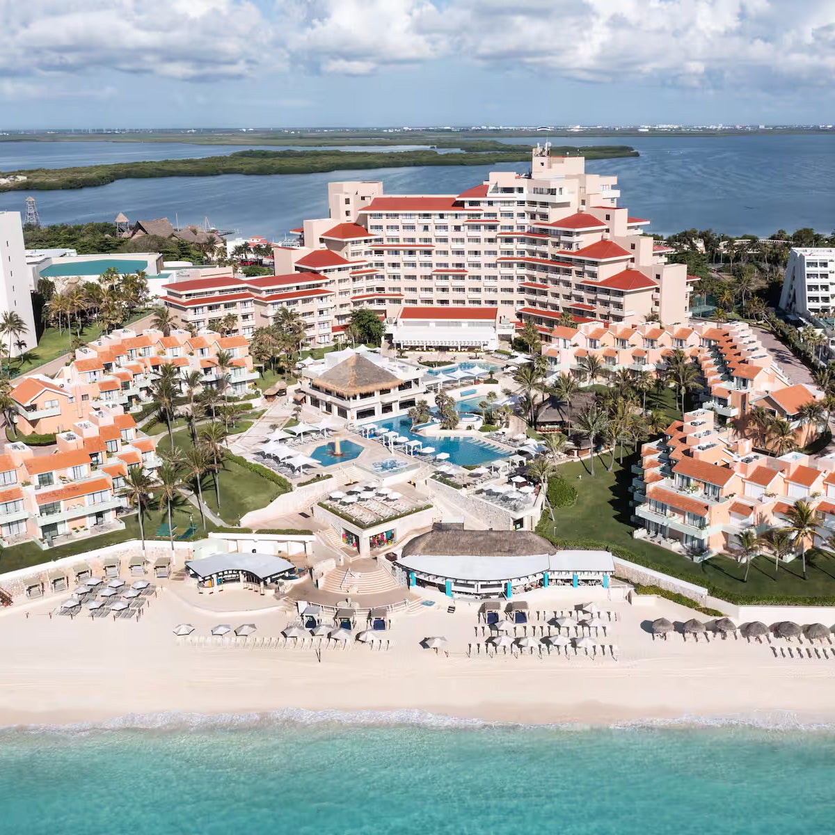 Wyndham Grand Cancun Destination Wedding Package
