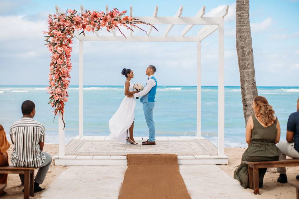 Wyndham Alltra Punta Cana Destination Wedding Package